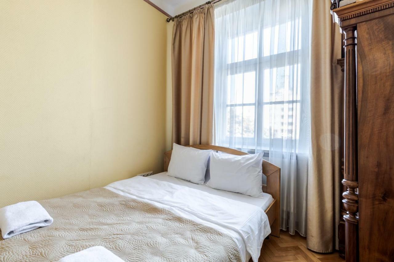 George Apartment Lviv Kültér fotó
