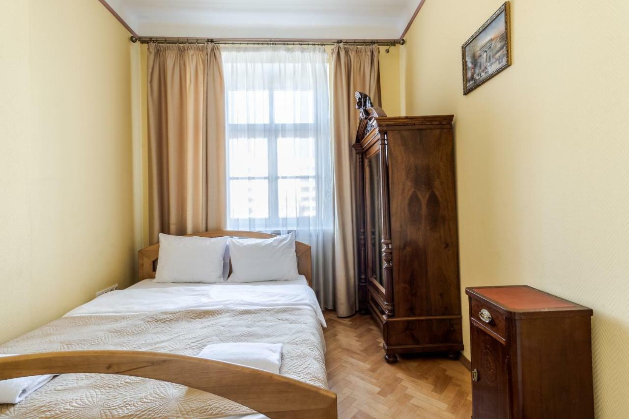 George Apartment Lviv Kültér fotó